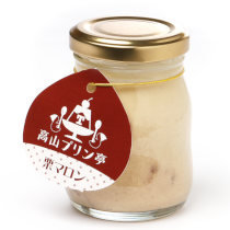 【秋季限定】栗マロン販売開始！<br>9月1日より、季節限定商品「高山プリン 栗マロン」を販売します。<br>ごろっと栗入り、栗ペーストを溶かし込んだ贅沢なフルボトルプリンです。